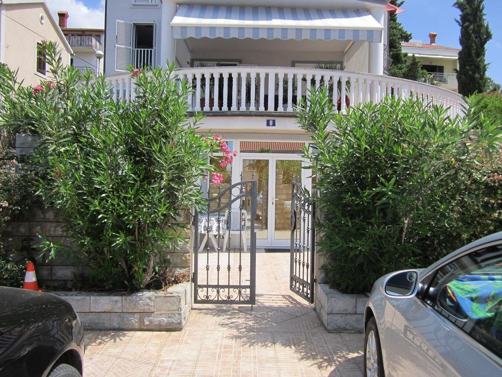 Apartments Antonia Малинска Номер фото