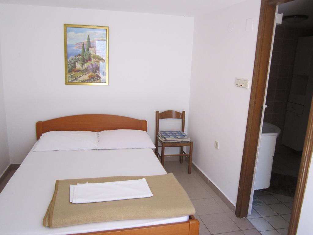 Apartments Antonia Малинска Номер фото