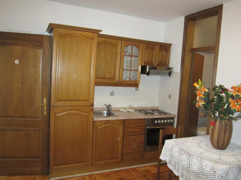 Apartments Antonia Малинска Номер фото
